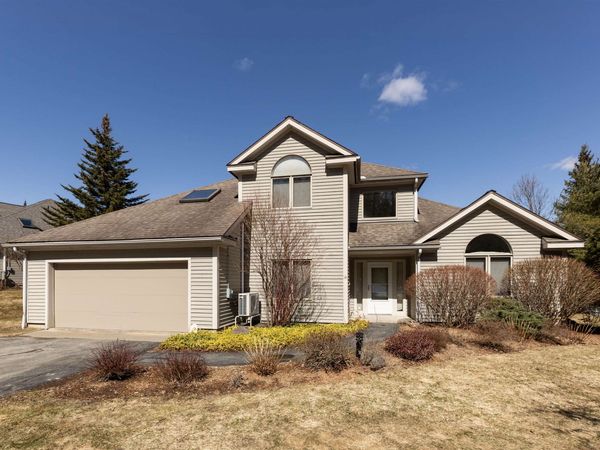 14 Sterling Springs Drive, Hartford, VT 05001