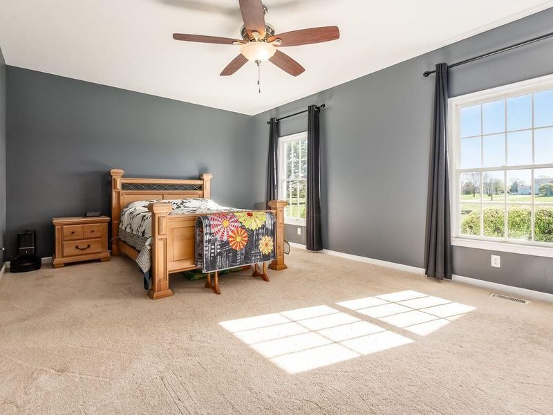 4645 Meadowgrove Drive NW, Carroll, OH 43112 Photo 21