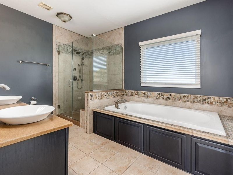 4645 Meadowgrove Drive NW, Carroll, OH 43112 Photo 24