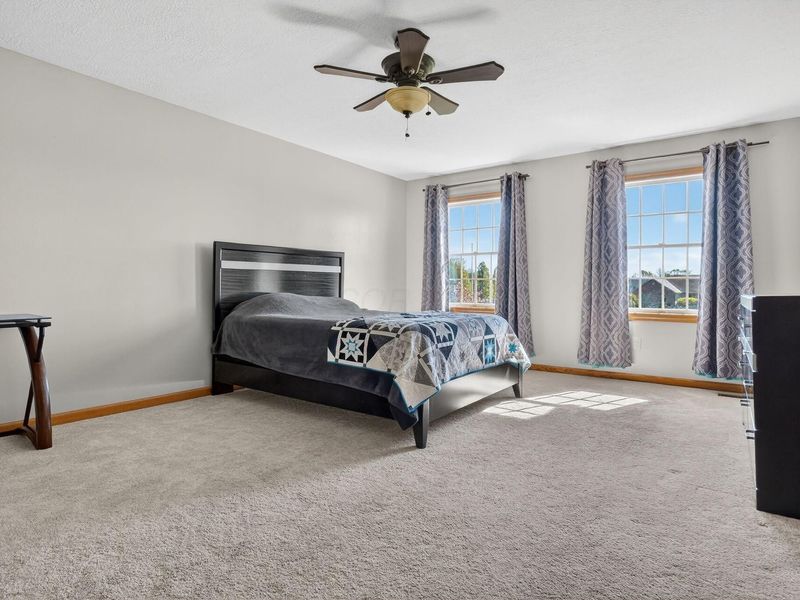 4645 Meadowgrove Drive NW, Carroll, OH 43112 Photo 26