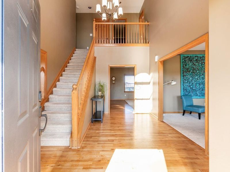 4645 Meadowgrove Drive NW, Carroll, OH 43112 Photo 7