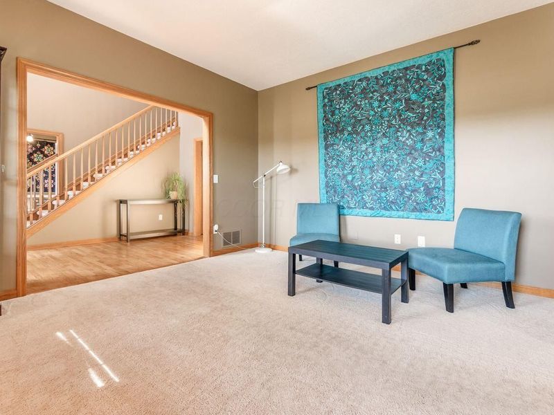 4645 Meadowgrove Drive NW, Carroll, OH 43112 Photo 8