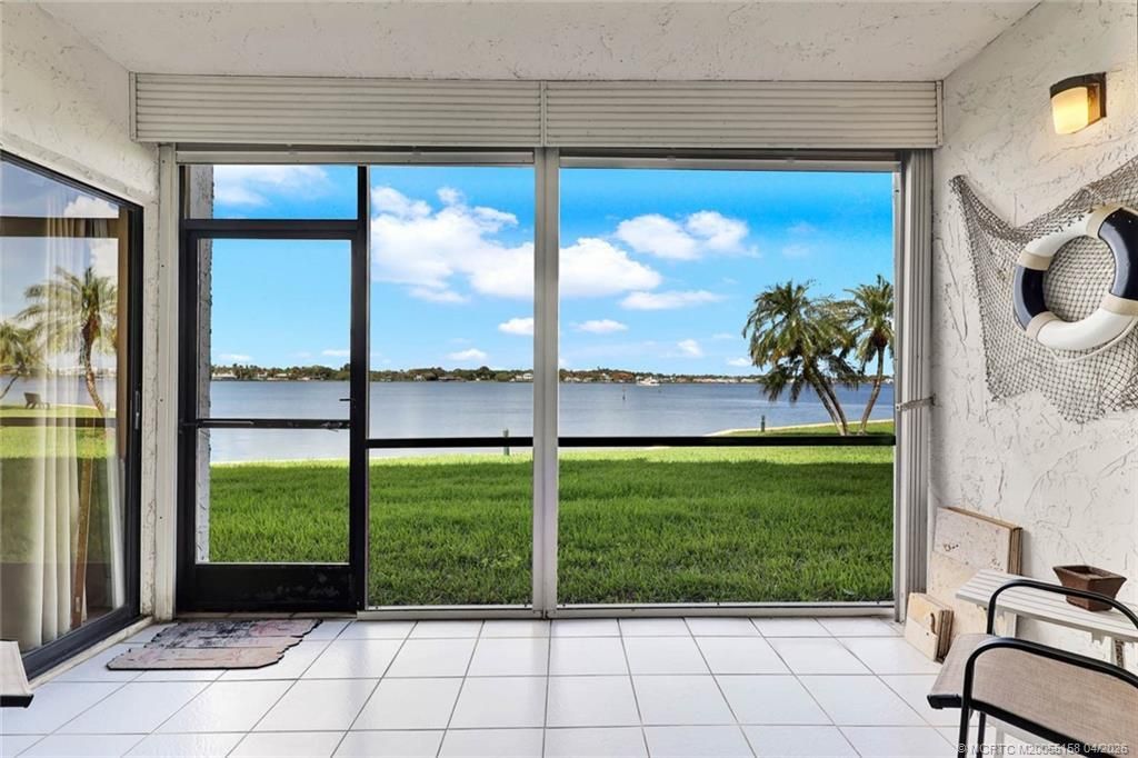 1950 SW Palm City Road, Unit 1-102, Stuart, FL 34994 Photo