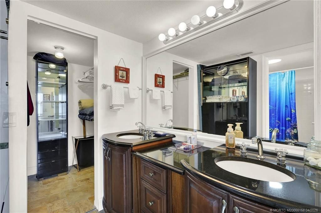 1950 SW Palm City Road, Unit 1-102, Stuart, FL 34994 Photo