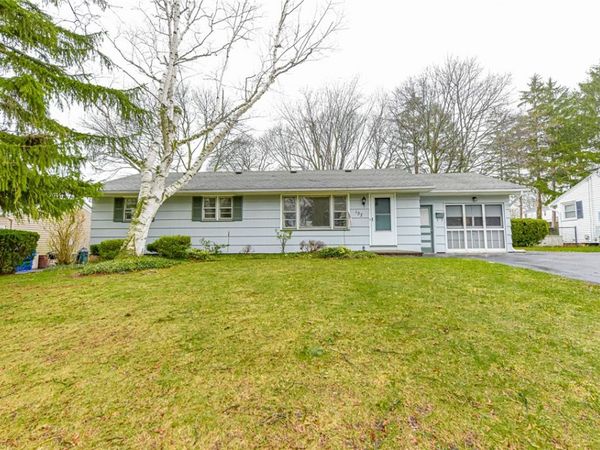 157 Picturesque Drive, Rochester, NY 14616