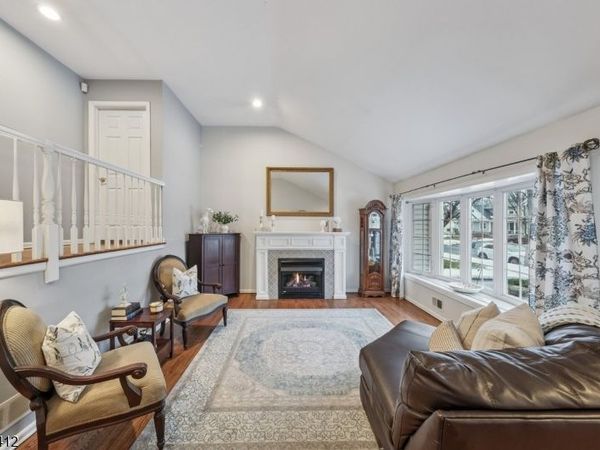 14 Sandy Hill Rd, Westfield, NJ 07090