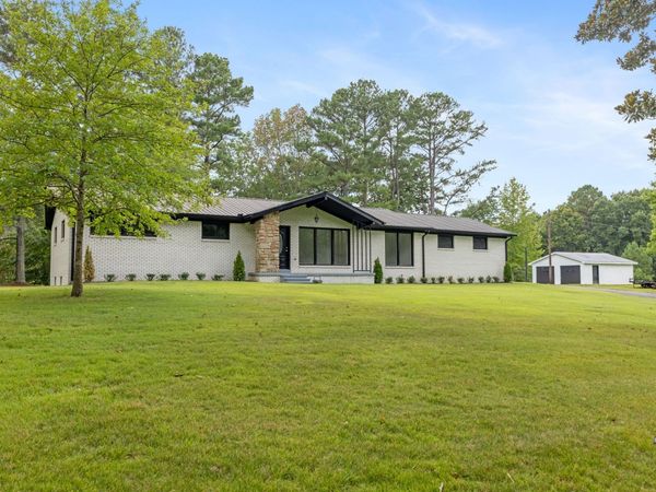 2809 Country Club Dr , Centerville, TN 37033