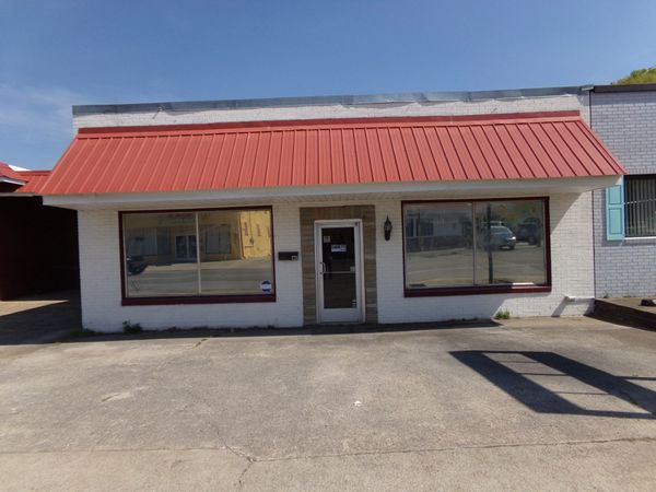 226 E Commerce St , Lewisburg, TN 37091
