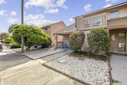 305 21st Ave. S photo 4