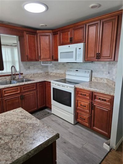 5 Hay St, Alva, FL 33920 Photo