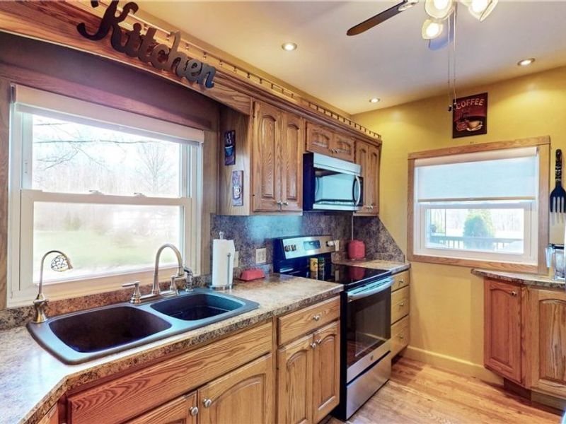 7299 State Route 303, Windham, OH 44288 Photo 10