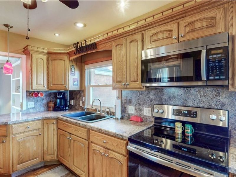 7299 State Route 303, Windham, OH 44288 Photo 12