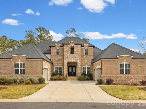 1508 Amanda Drive, Matthews, NC 28104