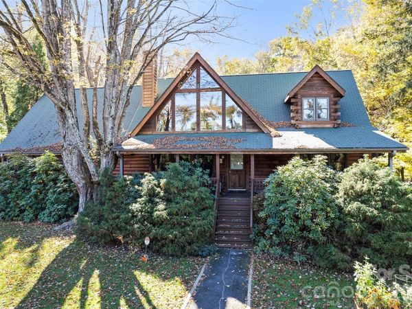 26 Gaddis Branch Road , Maggie Valley, NC 28751