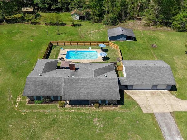 15 Dogwood Dr, Arkadelphia, AR 71923