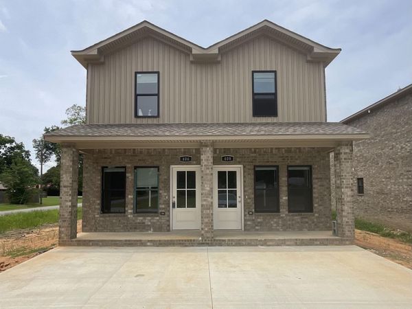 406 & 408 England Street, Lonoke, AR 72086