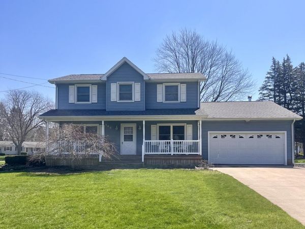 146 Squaw Creek Road, Marshall, MI 49068