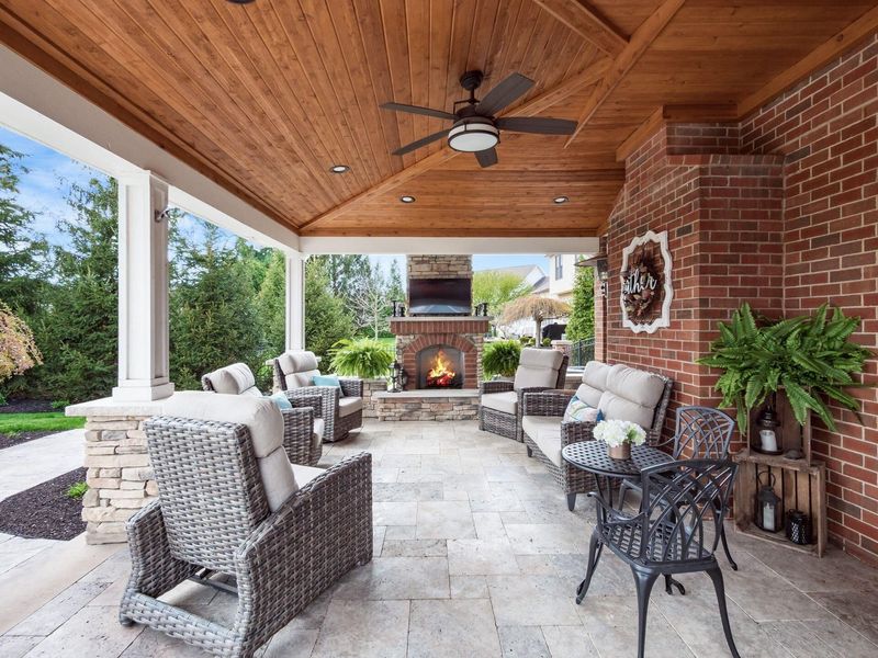 8844 Larchmont Court, Pickerington, OH 43147 Photo 3