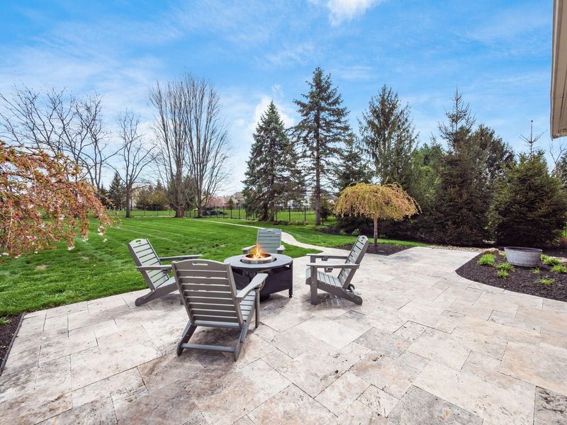 8844 Larchmont Court, Pickerington, OH 43147 Photo 4