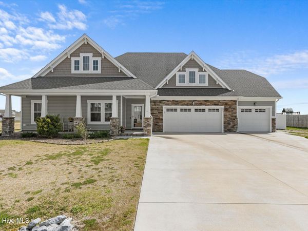 111 Gander Drive, Moyock, NC 27958