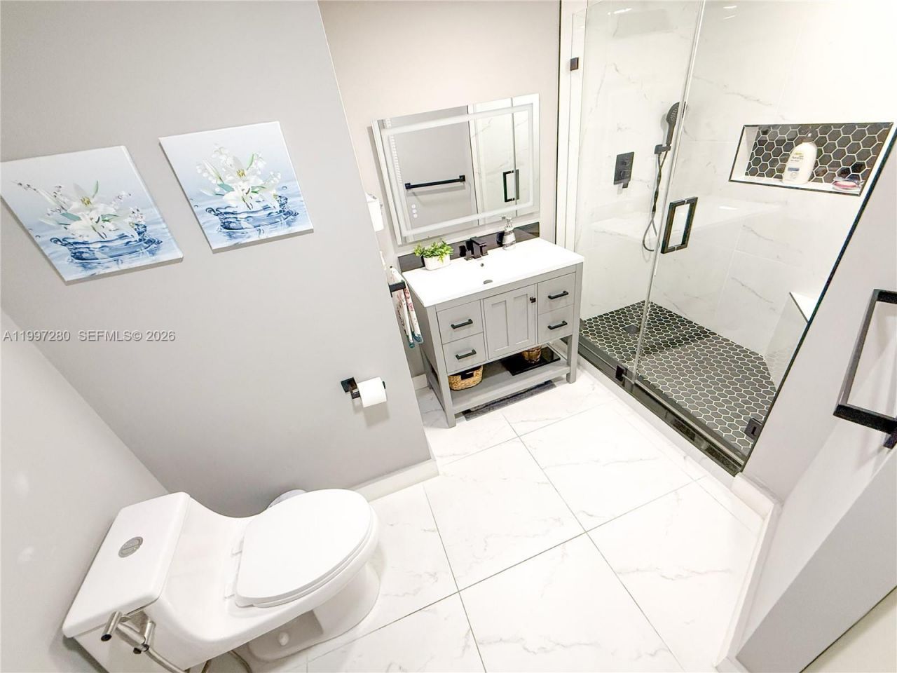 1301 NE Miami Gardens Dr, Unit 1406W, Miami, FL 33179 Photo