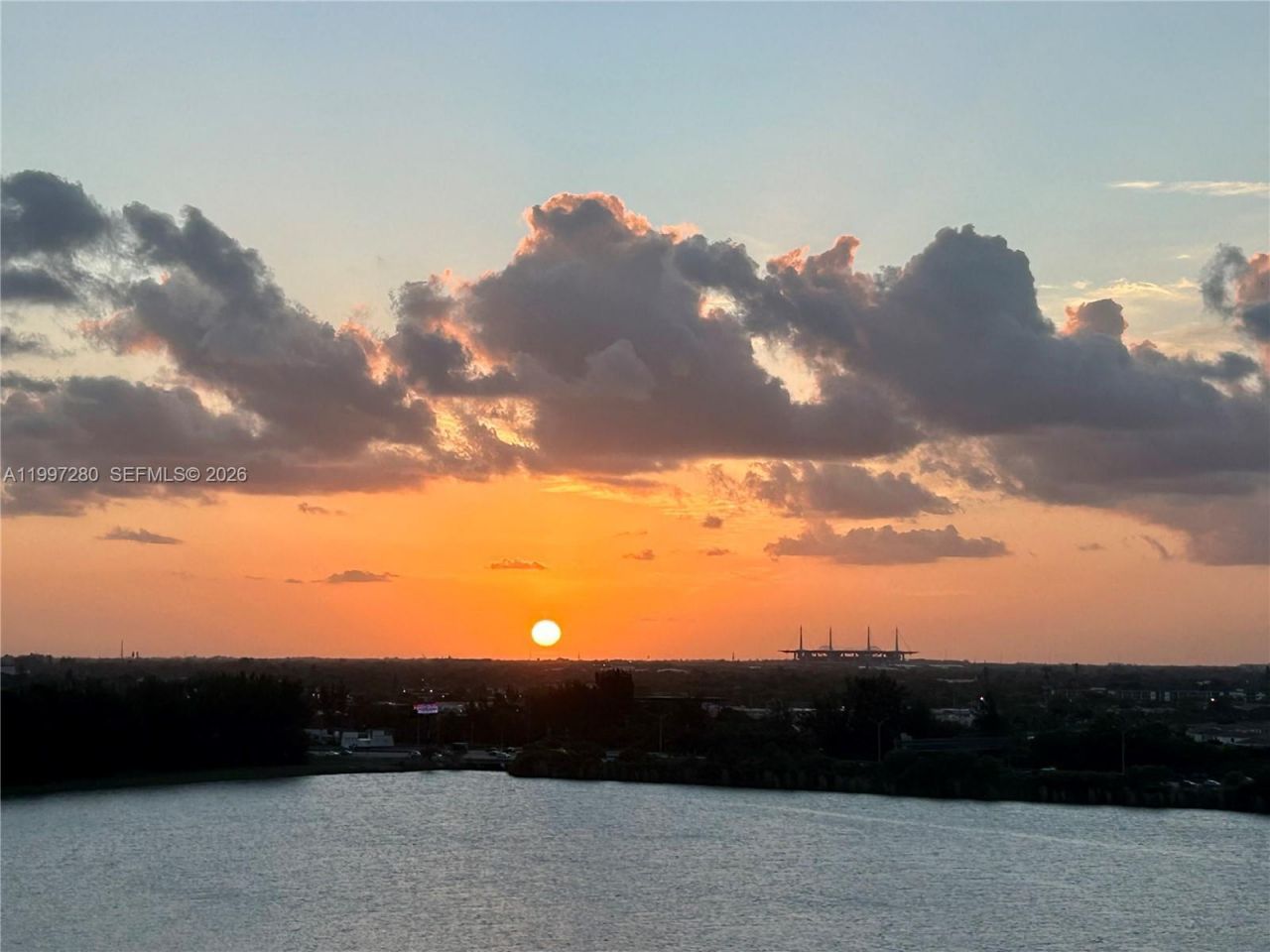 1301 NE Miami Gardens Dr, Unit 1406W, Miami, FL 33179 Photo