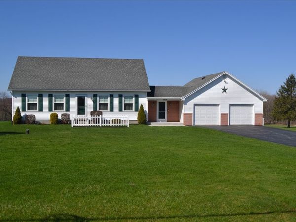 10538 Pavilion Center Road, Pavilion, NY 14525