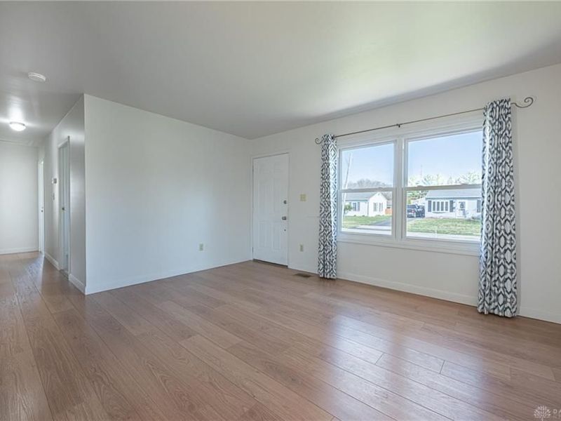 1331 Raybell Drive, Xenia, OH 45385 Photo 3