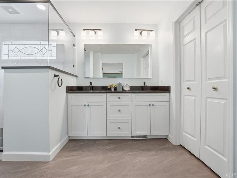 6800 Vienna Woods Trail, Dayton, OH 45459 Photo 54