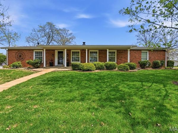 9506 Trinadad Lane, St Louis, MO 63126