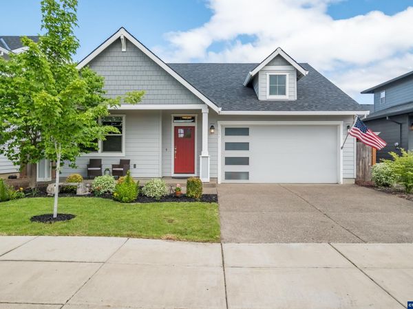 1531 SE Barberry Av, Dallas, OR 97338