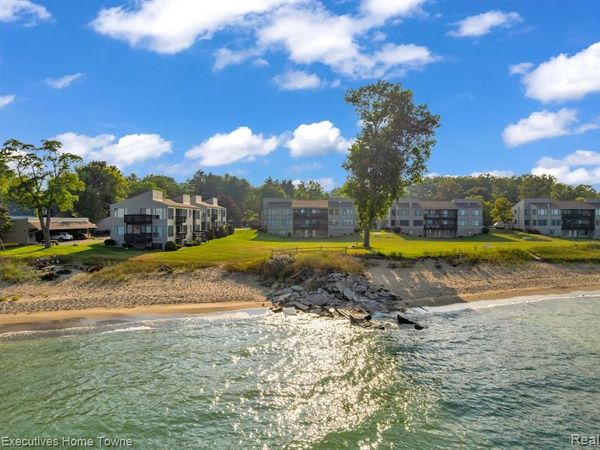 7214 2nd Street, Burtchville Twp, MI 48059