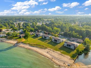 7214 2nd Street , Burtchville Twp, MI 48059