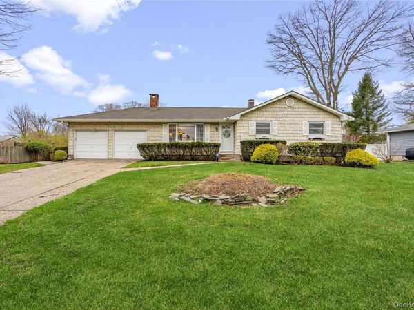 22 Forest Avenue , Port Jefferson Station, NY 11776