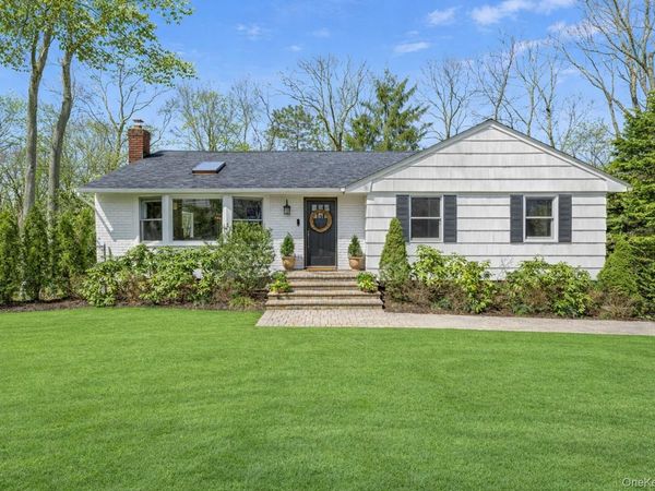 39 Hennessey Drive , Huntington, NY 11743