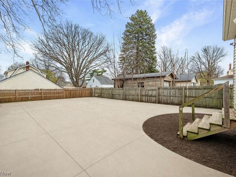 973 Jason Avenue, Akron, OH 44314 Photo 3