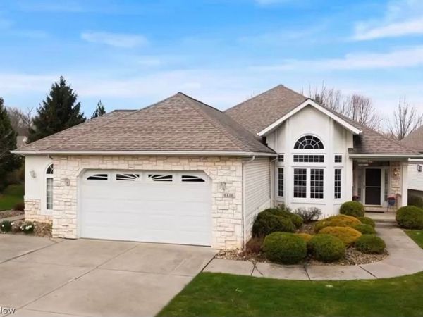 9418 Scottsdale Drive , Broadview Heights, OH 44147