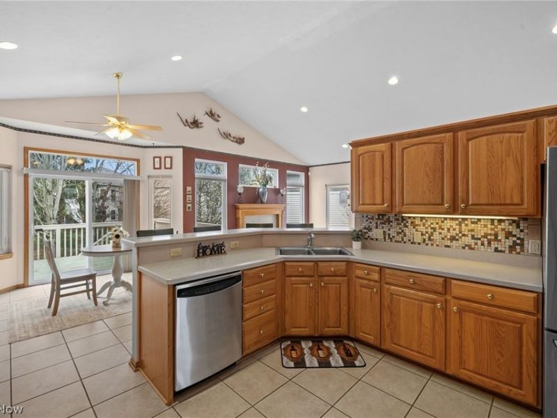 9418 Scottsdale Drive, Broadview Heights, OH 44147 Photo 13