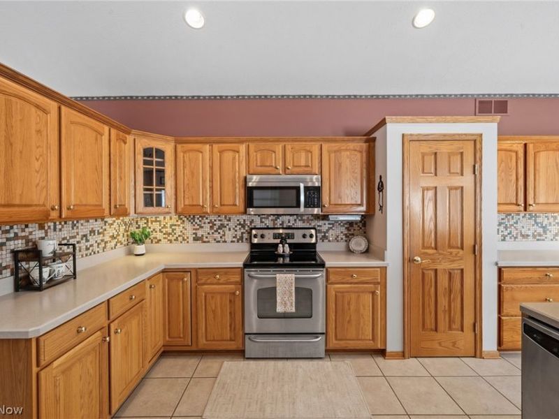 9418 Scottsdale Drive, Broadview Heights, OH 44147 Photo 14