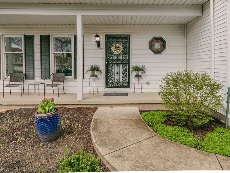 5459 Oak Ridge Drive, Willoughby, OH 44094 Photo 5