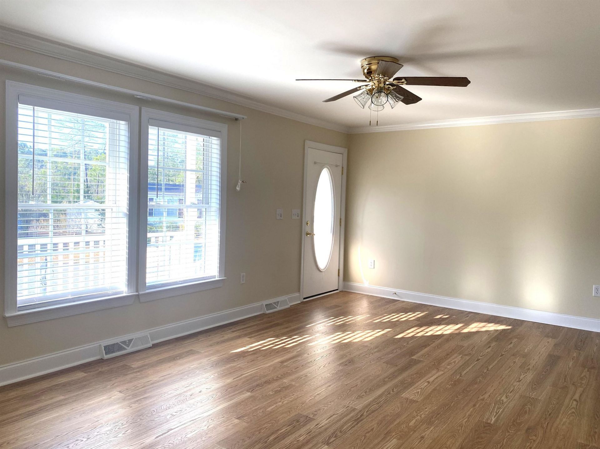 4419 Ontario Dr. Photo 16