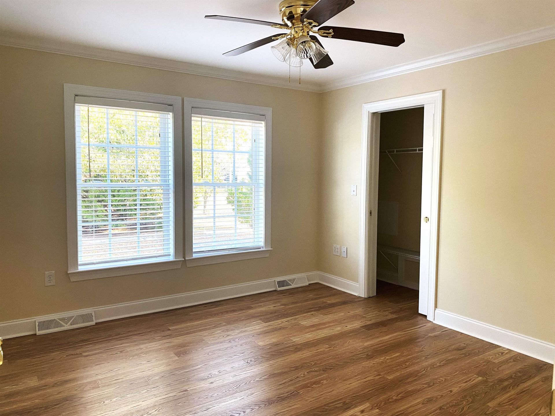 4419 Ontario Dr. Photo 18