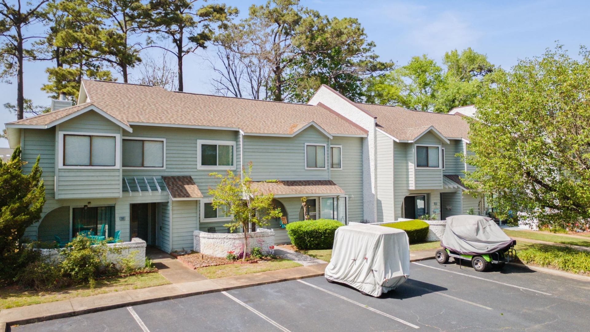 100 Shadow Moss Pl. Photo 25