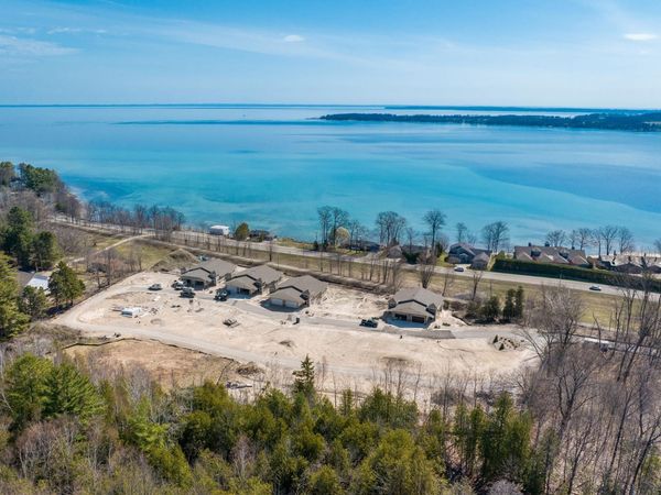 758 Waypoint Circle, Suttons Bay, MI 49682