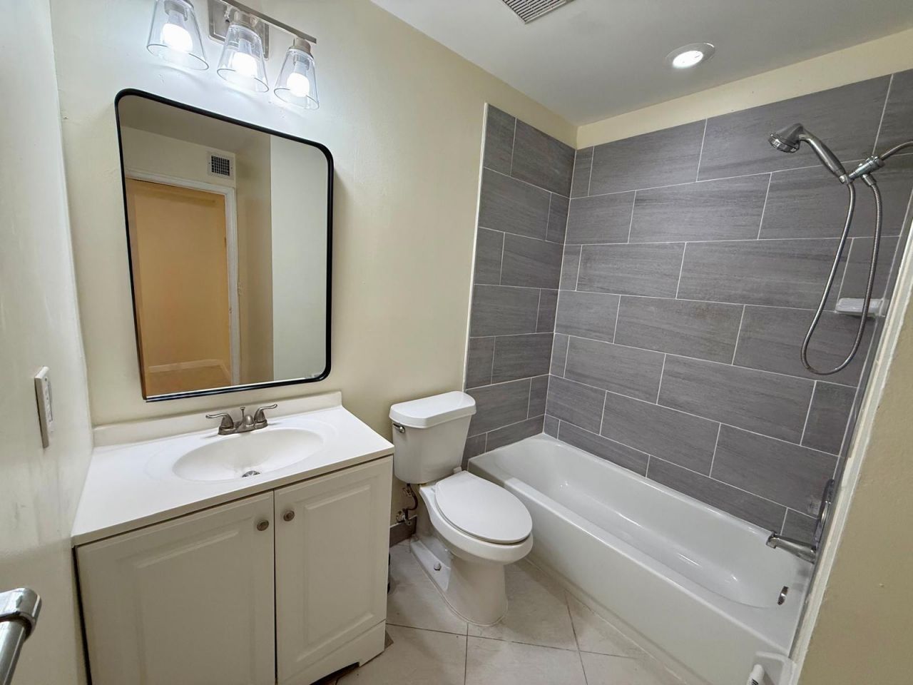 1809 N Congress Avenue, West Palm Beach, FL 33401 Photo