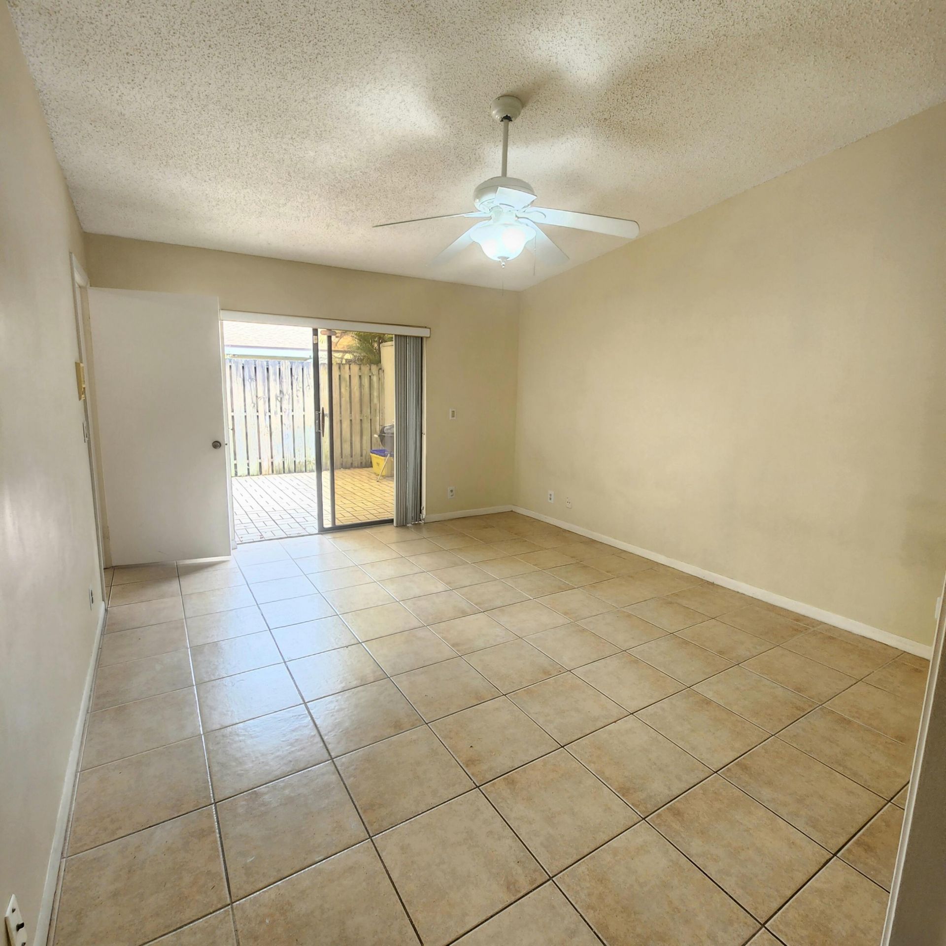 63 Meadows Drive, Unit 6-c, Boynton Beach, FL 33436 Photo