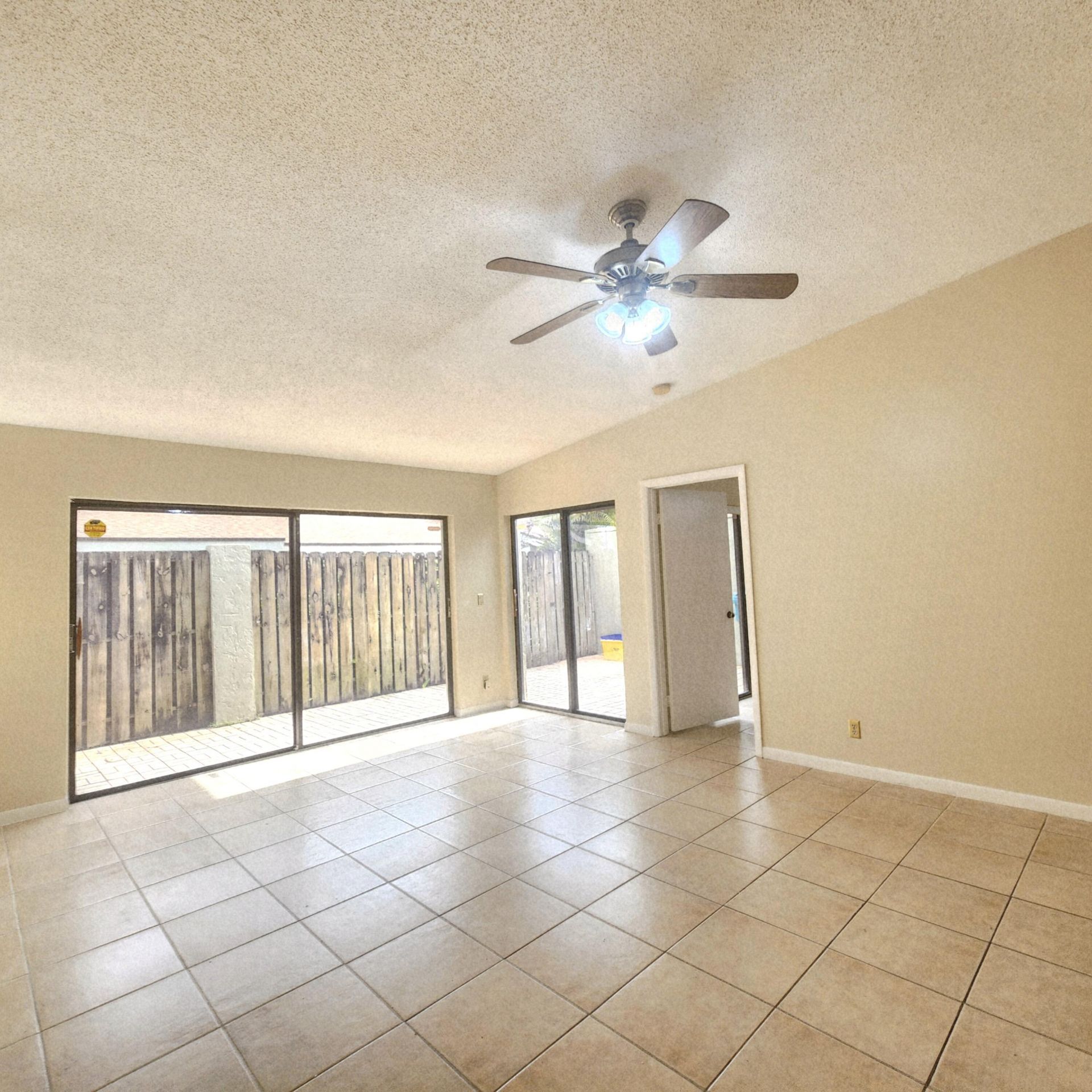 63 Meadows Drive, Unit 6-c, Boynton Beach, FL 33436 Photo
