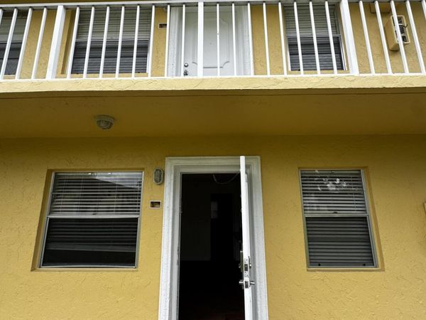 5174 NE 6th Avenue, Unit 515, Oakland Park, FL 33334