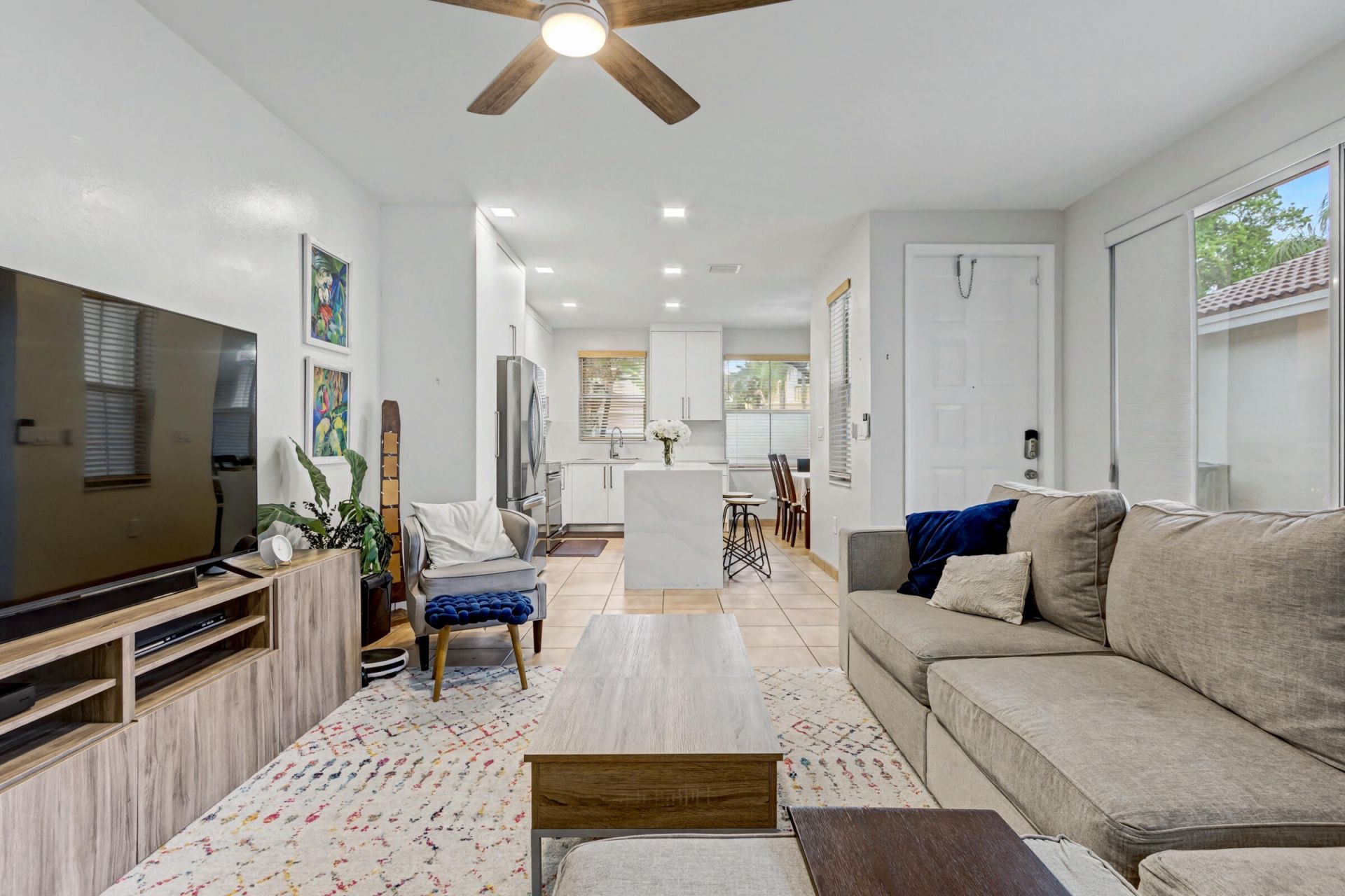 1545 Seagrape Way, Unit 1545, Hollywood, FL 33019 Photo