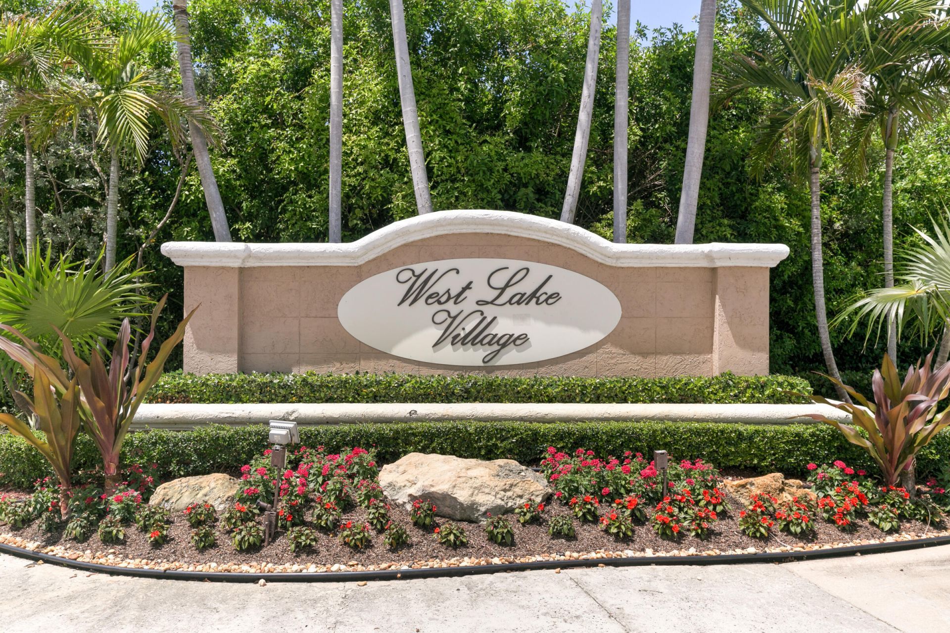 1545 Seagrape Way, Unit 1545, Hollywood, FL 33019 Photo